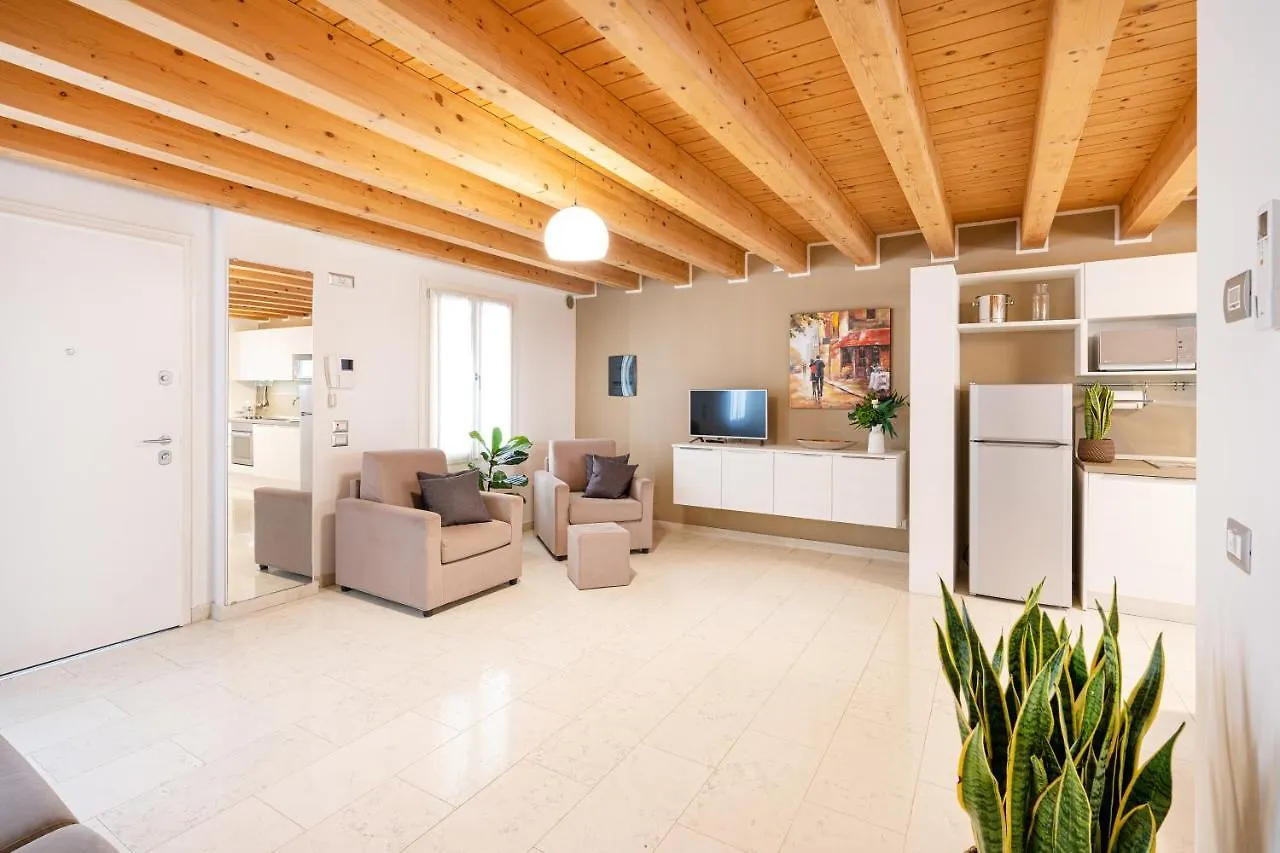 ונציה Ca' Degli Antichi Giardini Apartments איטליה