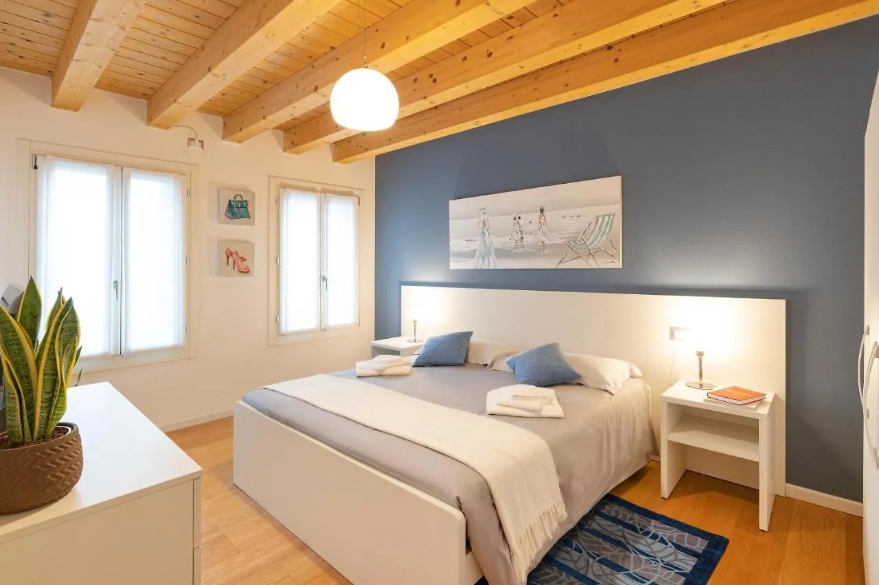 ונציה Ca' Degli Antichi Giardini Apartments מלון דירות